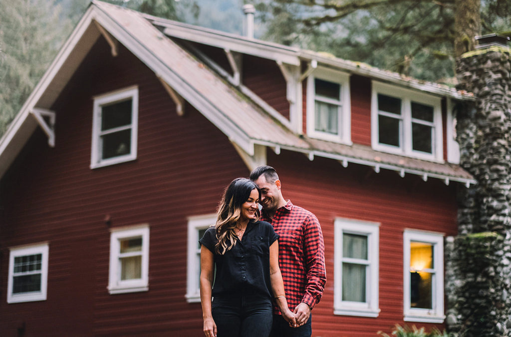 Fall engagement photo at a cabin in Mount Hood National Forest
