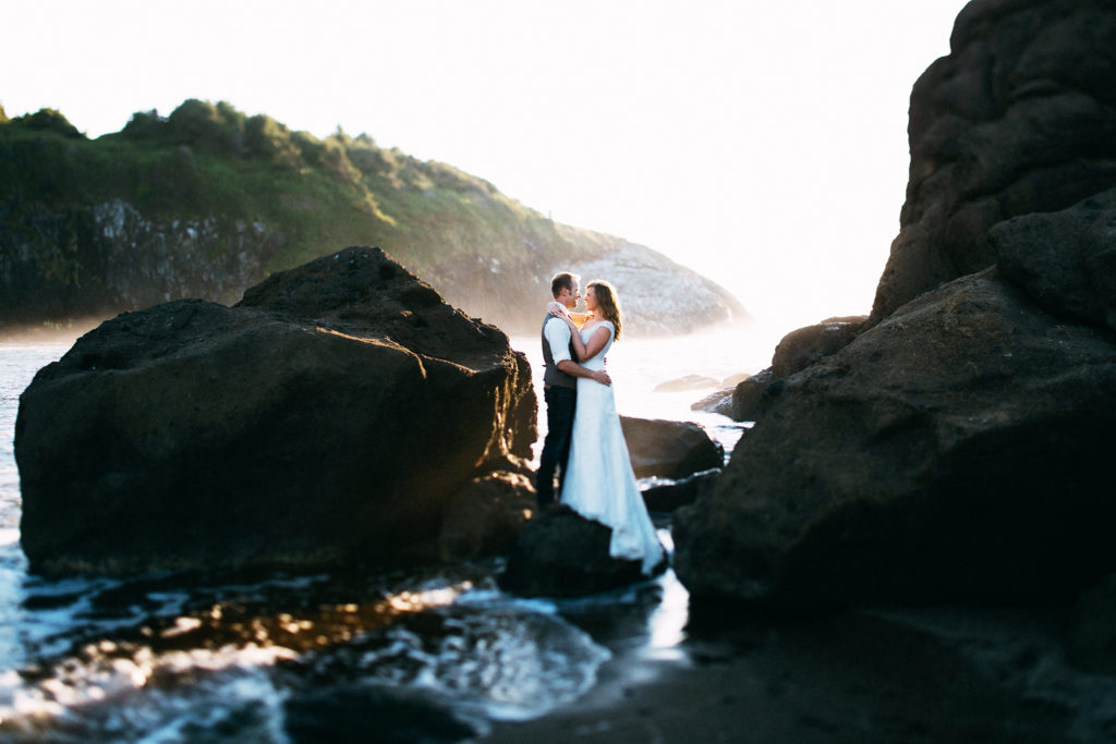 Wedding photo on the Oregon Coast in Depoe Bay
