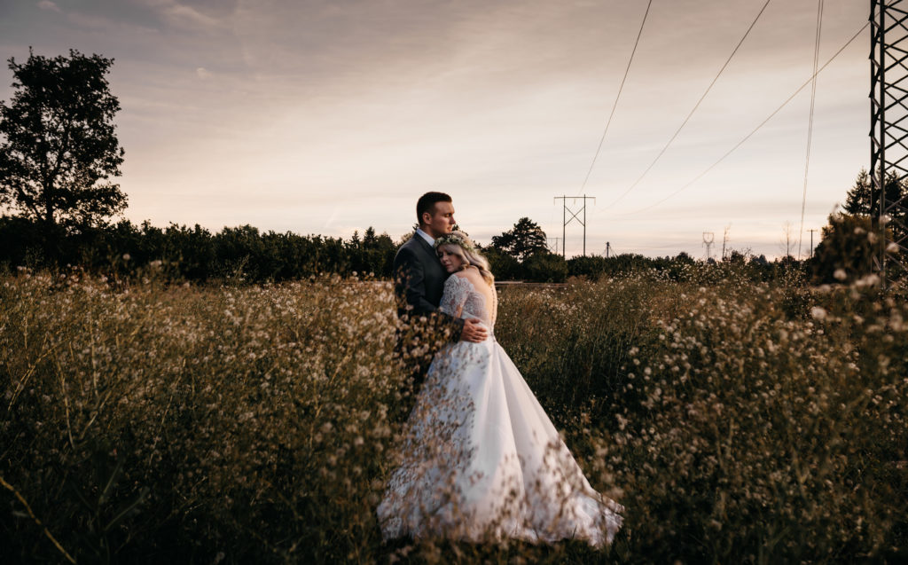 Wedding photo at sunset at Postlewait's country weddings in Canby, Oregon