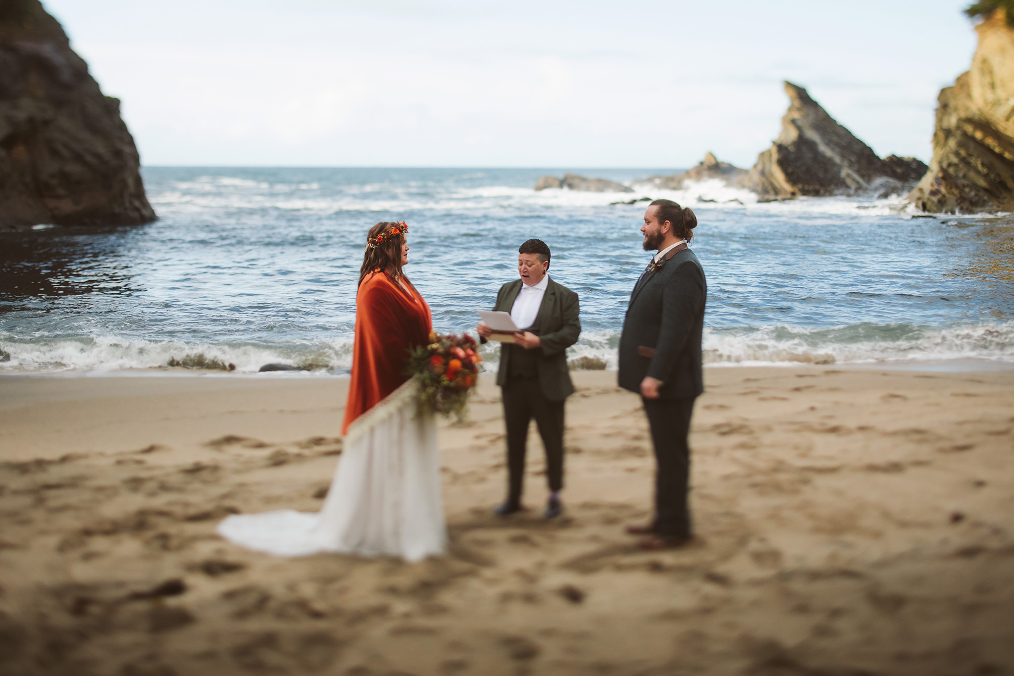 An oregon elopement in a secluded cove on Simpson Beach at Shore Acres State Park